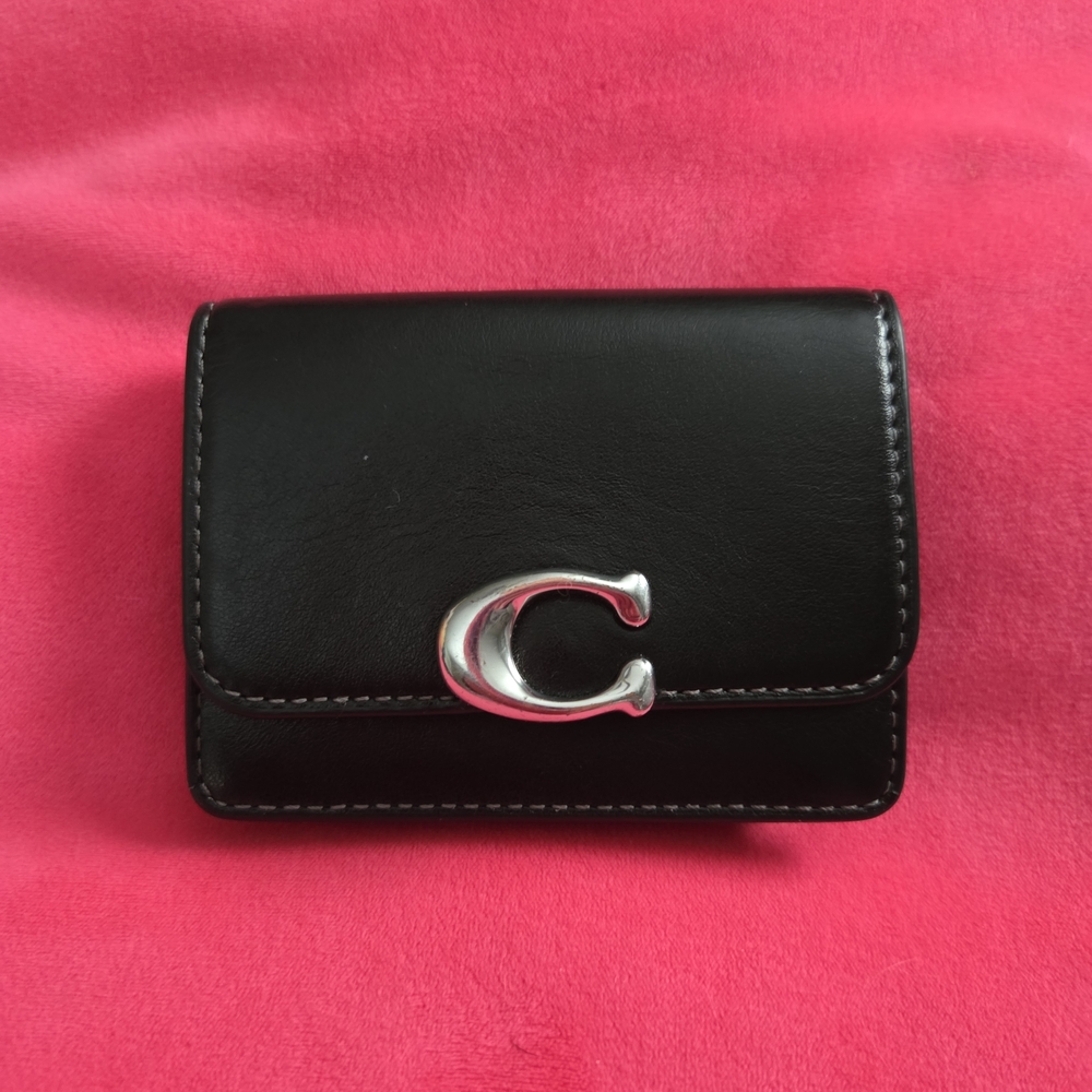 Coach Black Leather Card Holder with Silver Logo - Picture 3 of 12